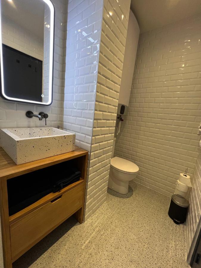 Bright Apt 70M2 In Bayeux Historic Center W Pkg 外观 照片